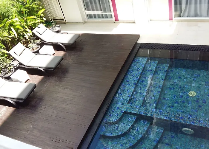 Favehotel Square 3*