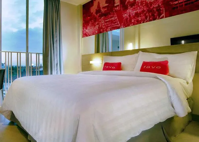 Favehotel Square 3*