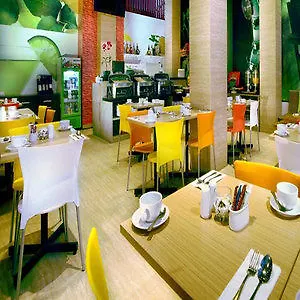 Favehotel Square 酒店 3*