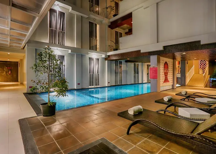 酒店 Favehotel Square 3*